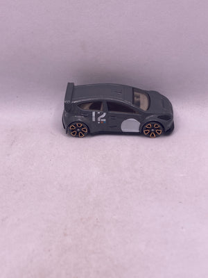 Hot Wheels 12 Ford Fiesta Diecast