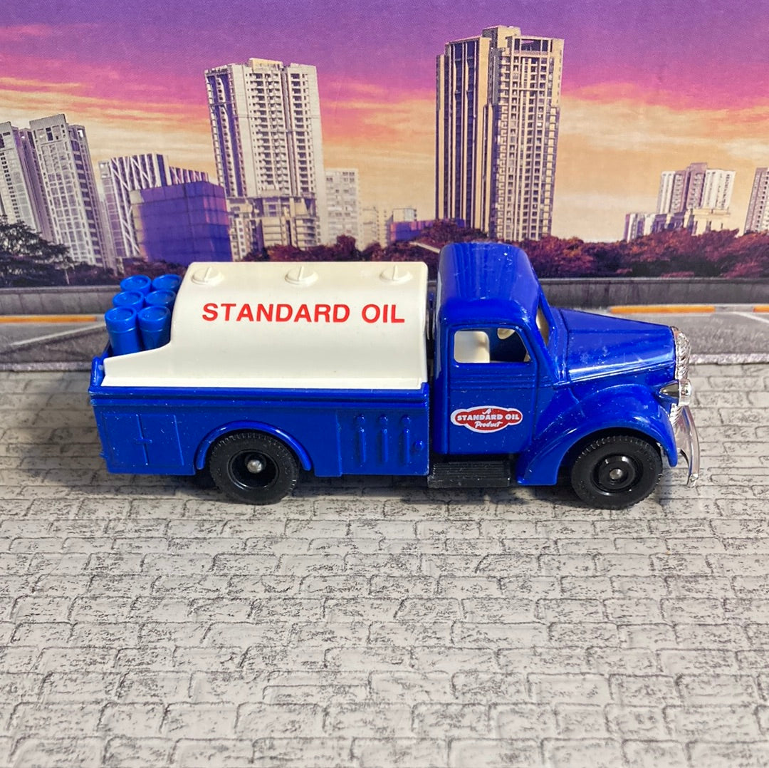 Lledo Standard Oil Diecast