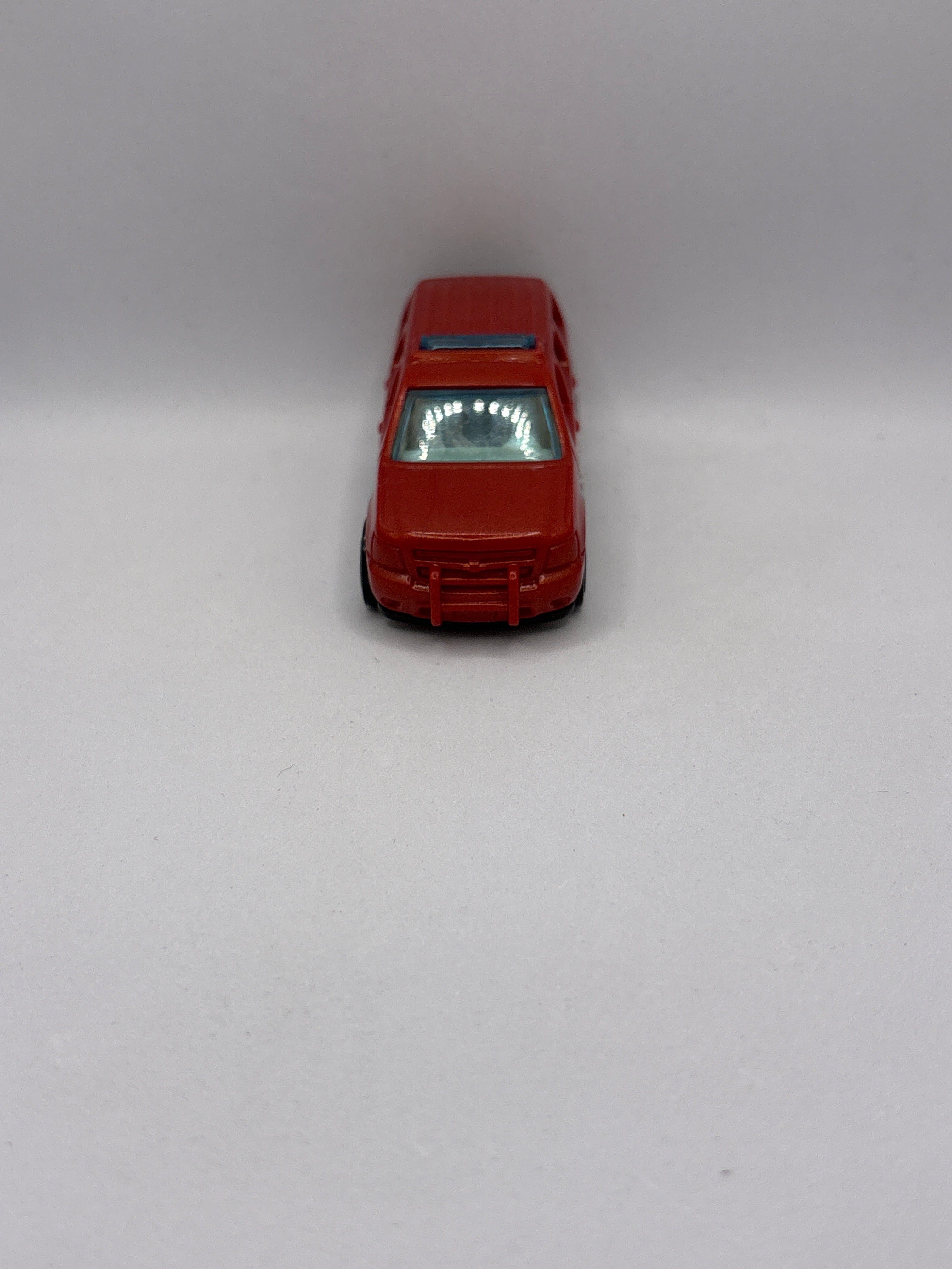 Hot Wheels 07 Chevy Tahoe Diecast