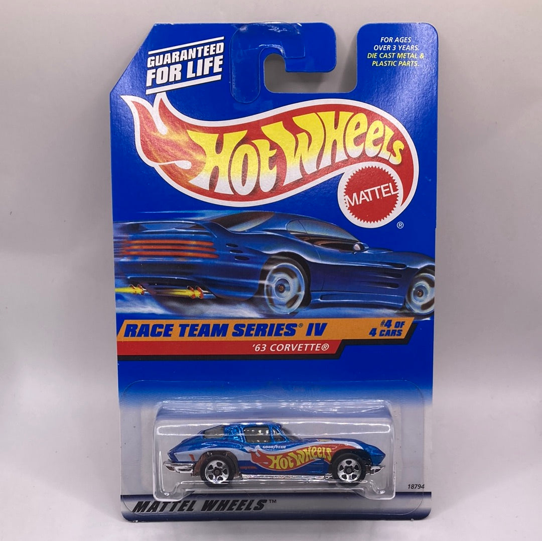 Hot Wheels 63 Corvette Diecast