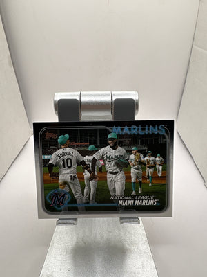 Topps Miami Marlins Team Card