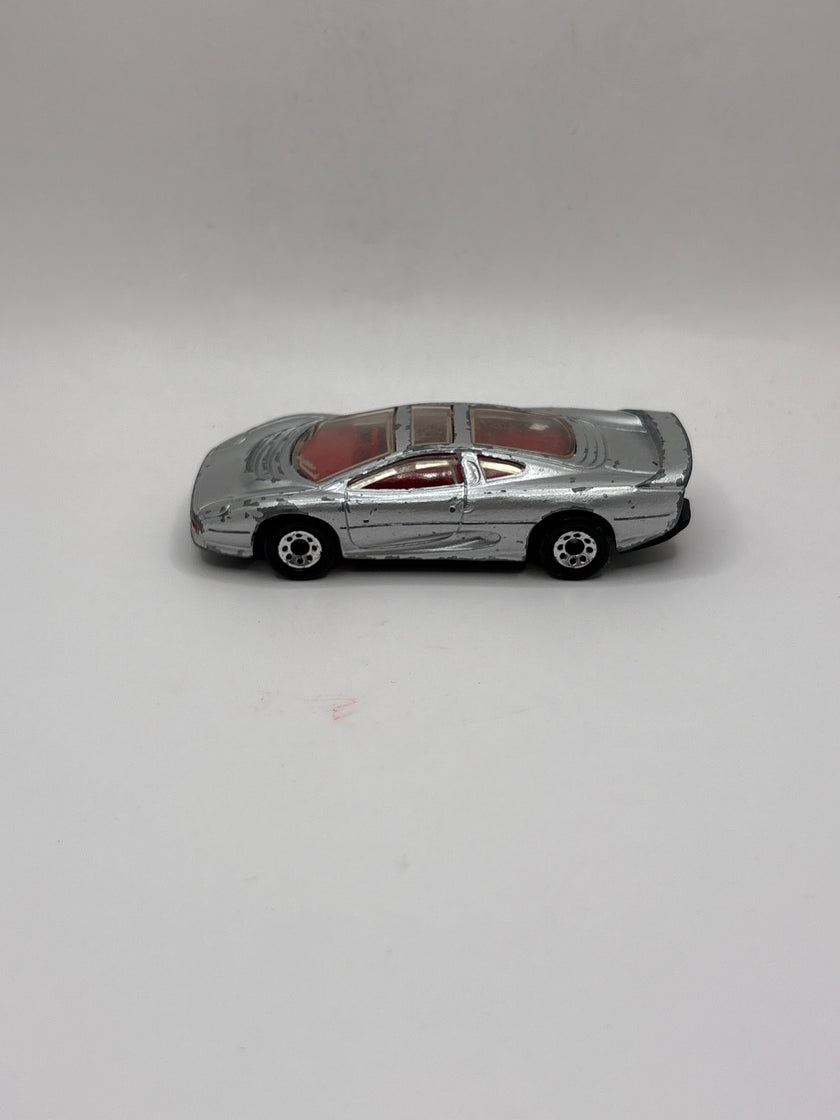 Matchbox Jaguar XJ220 Diecast