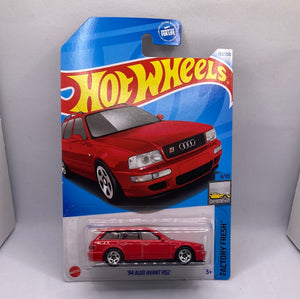 Hot Wheels 94 Audi Avant RS2 Diecast