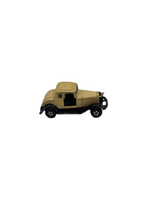Ertl 32 Ford Coupe Diecast