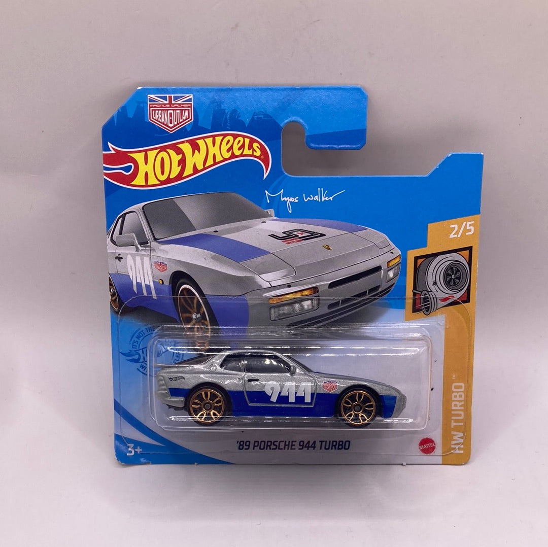 Hot Wheels 89 Porsche 944 Turbo Diecast