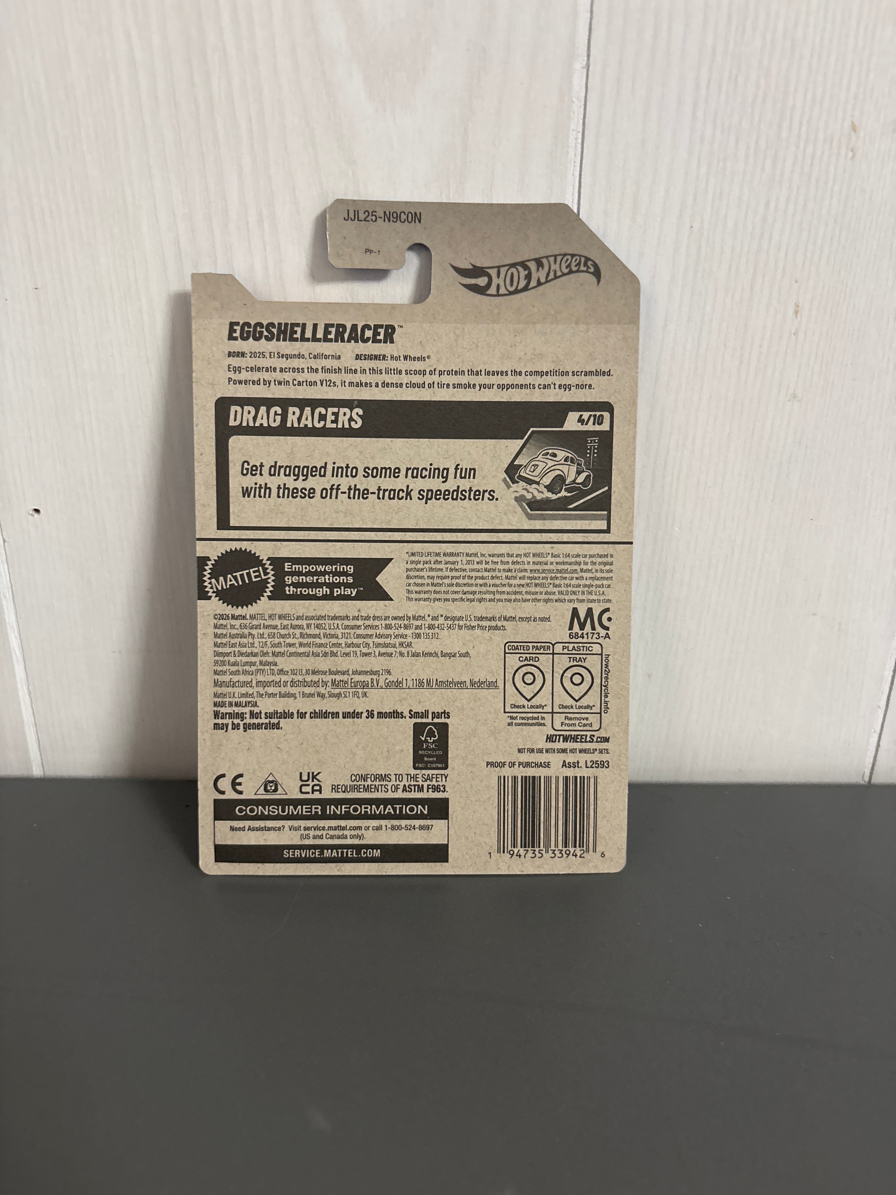 Hot Wheels Eggshelleracer Diecast white