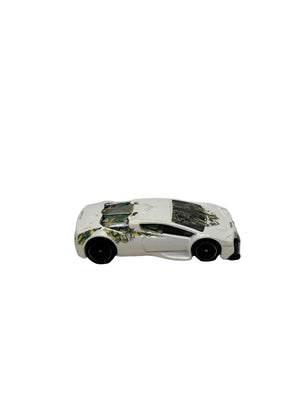 Hot Wheels Zotic Diecast white