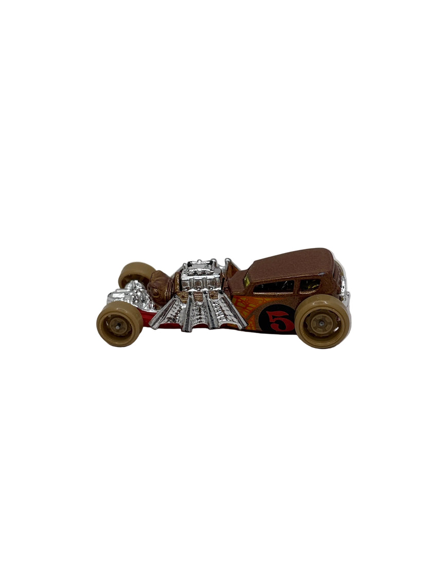 Hot Wheels Street Creeper Diecast brown