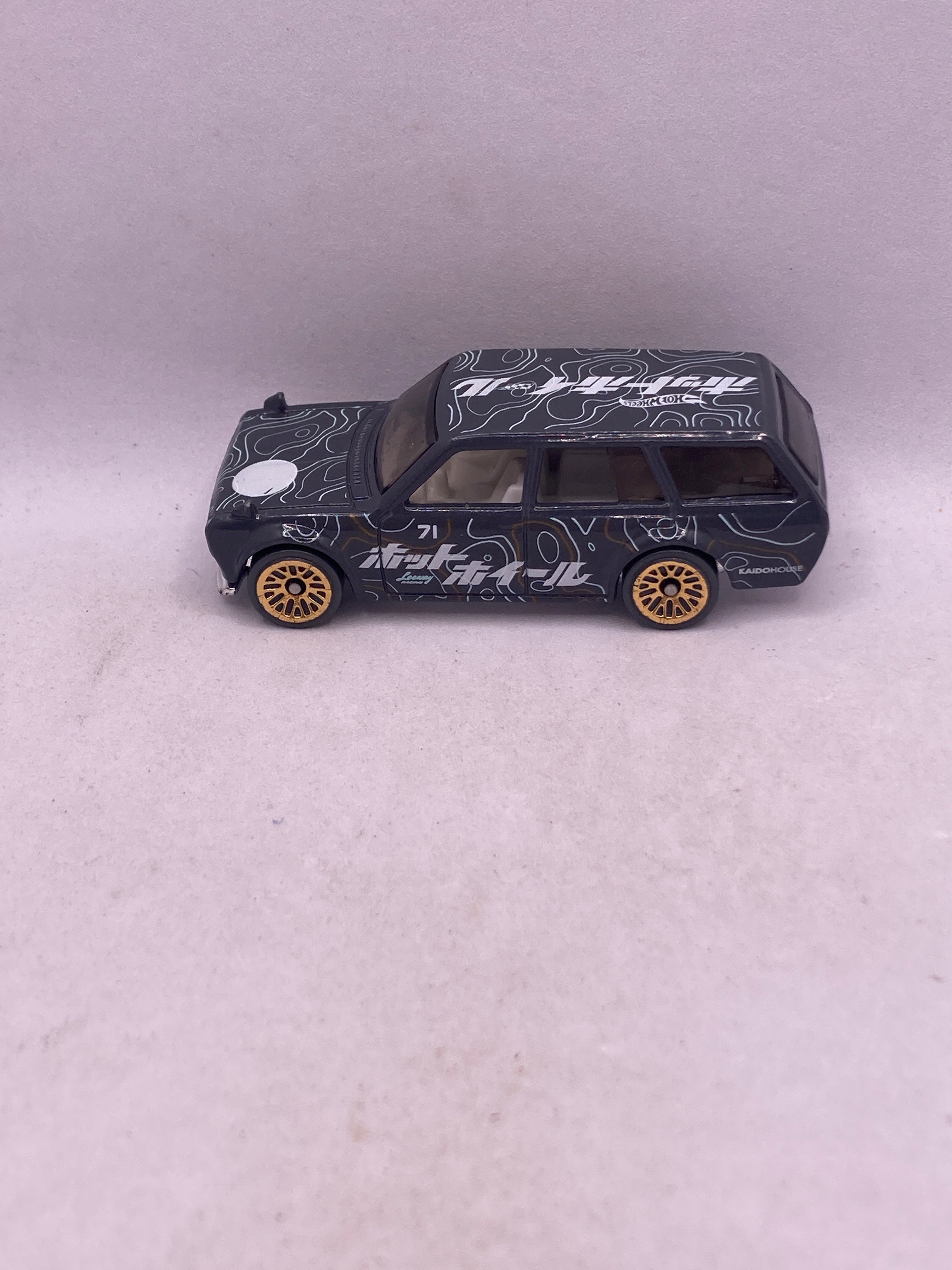 Hot Wheels 71 Datsun 510 Wagon Diecast