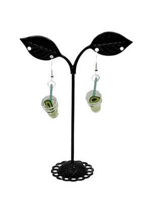 ग्रीन ड्रिंक इयररिंग्स