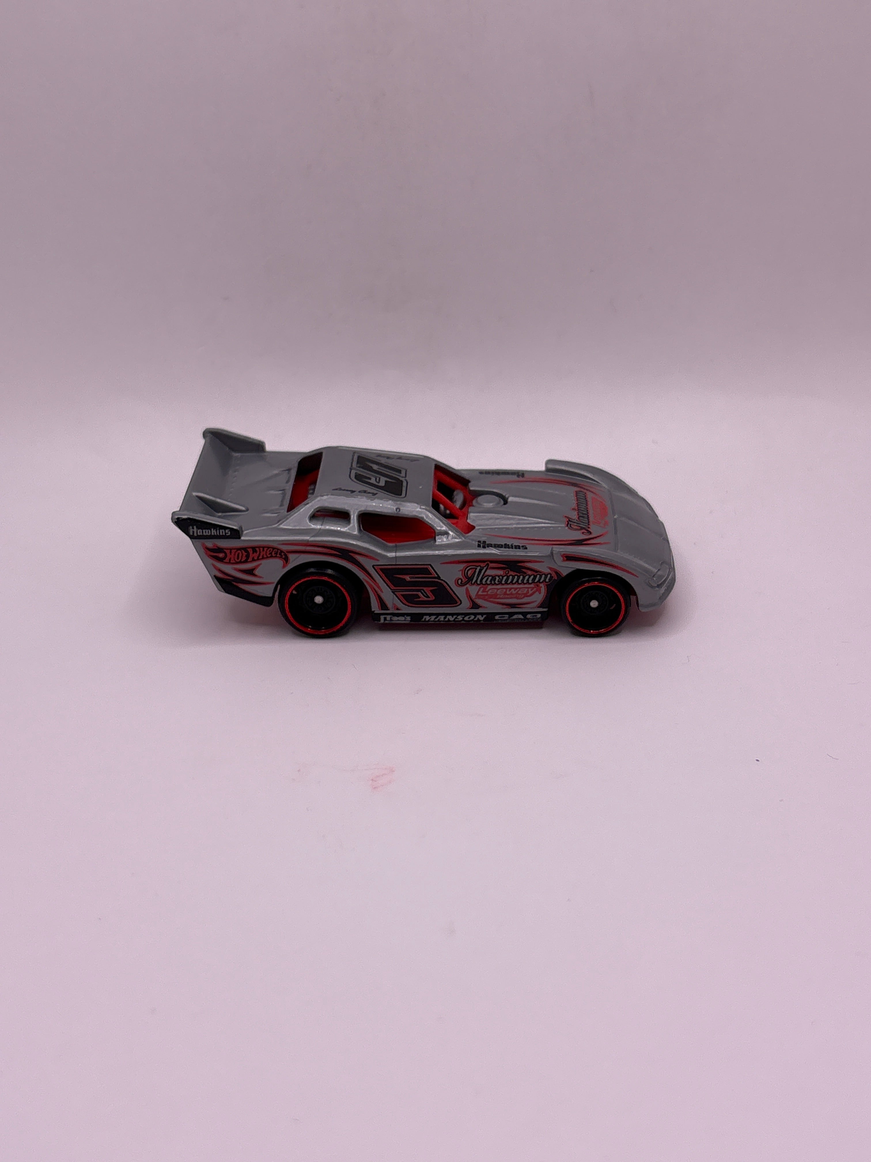 Hot Wheels Maximum Leeway Diecast