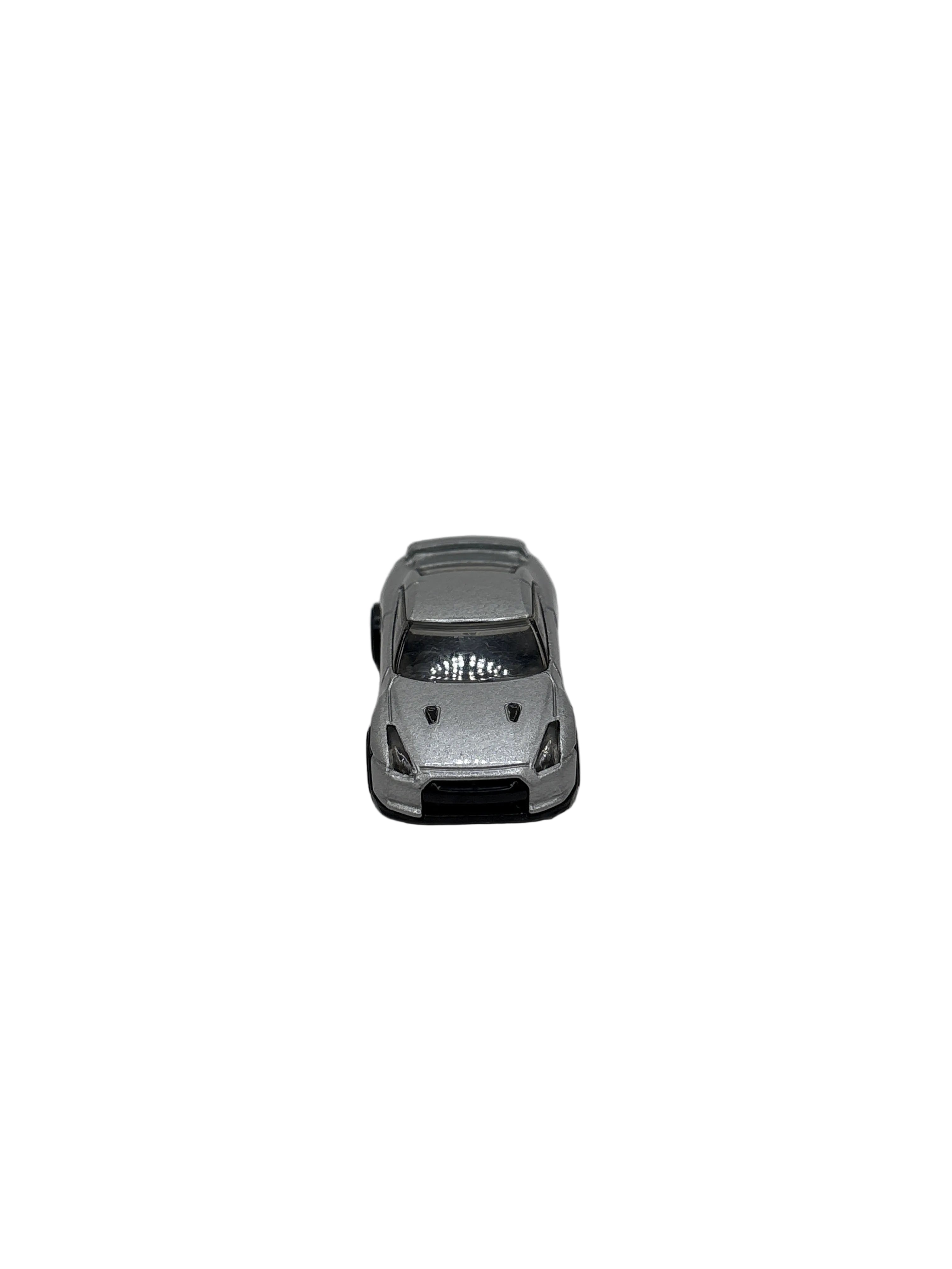 Hot Wheels 2009 Nissan GT-R Diecast