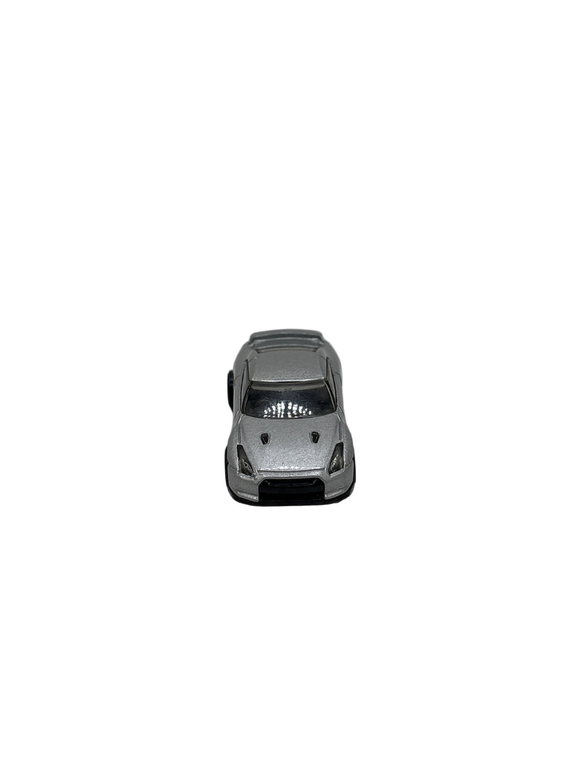 Hot Wheels 2009 Nissan GT-R Diecast