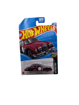 Hot Wheels Jaguar MK1 Diecast