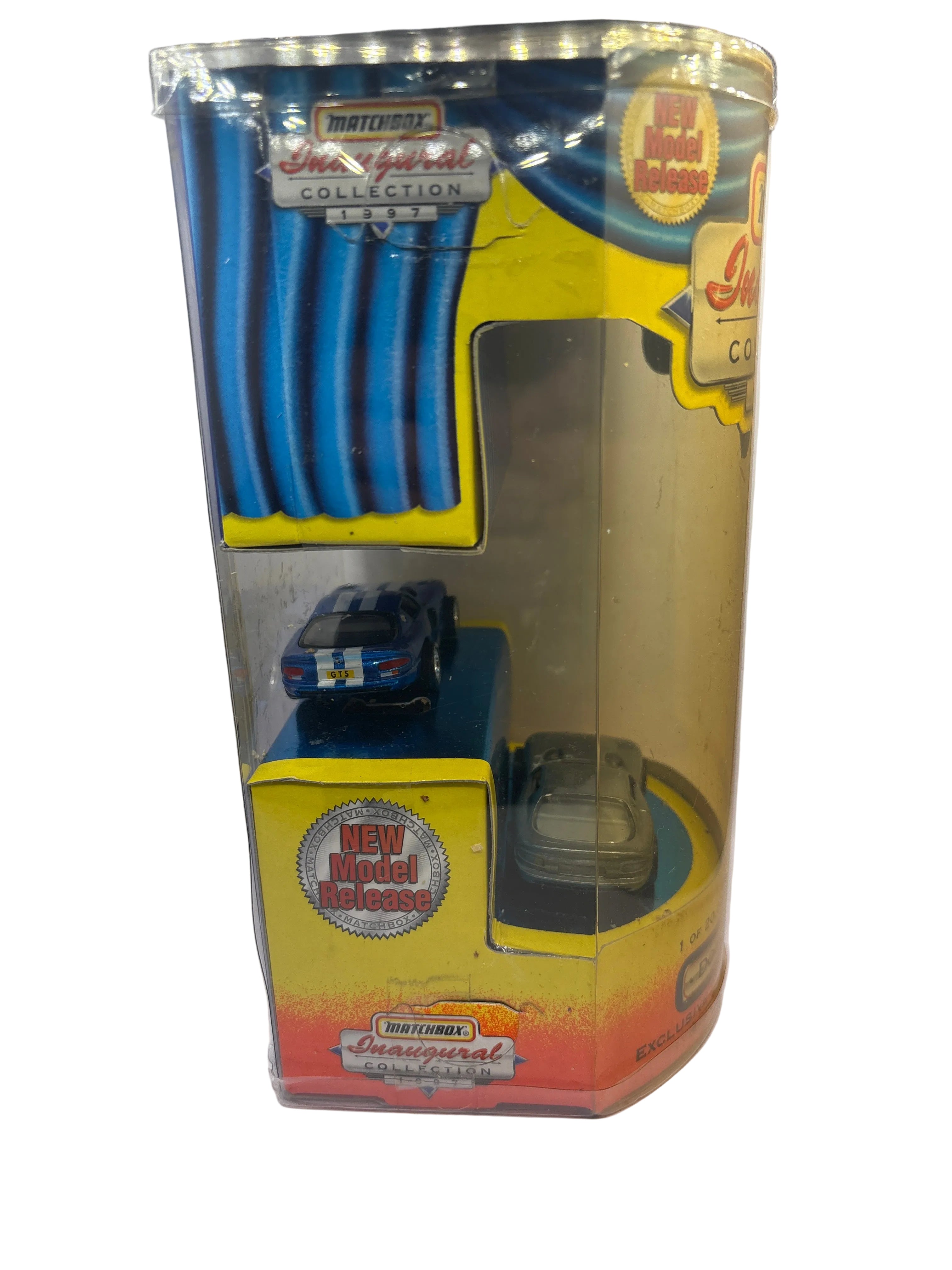 Matchbox Dodge Viper GTS Diecast