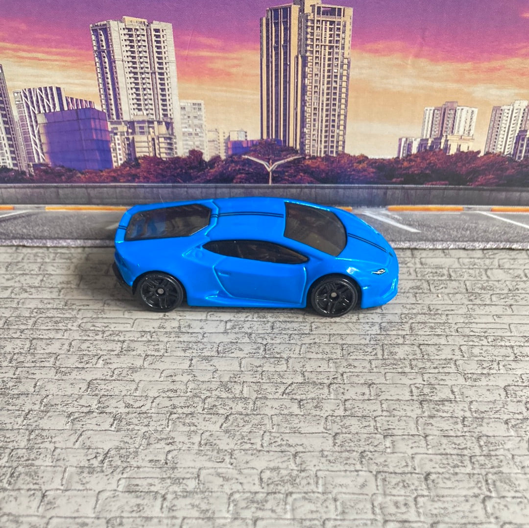 Hot Wheels Lamborghini Huracan LP 610-4 Diecast