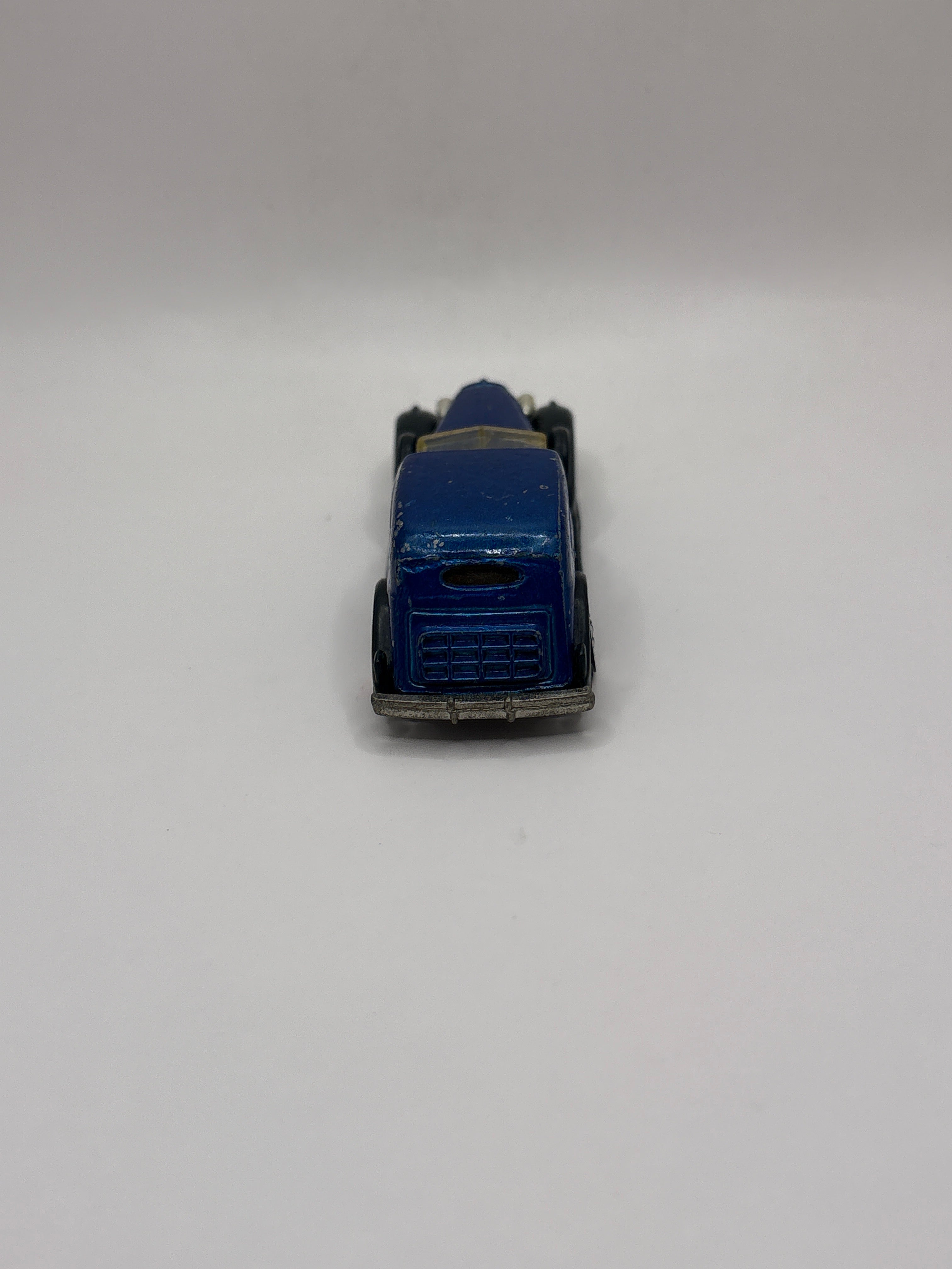 Hot Wheels 35 Classic Caddy Diecast