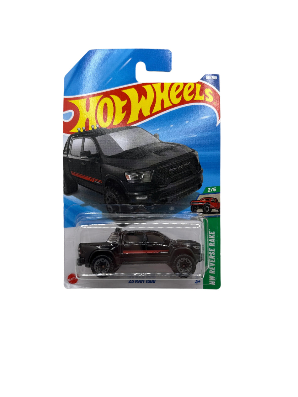 Hot Wheels 23 Ram 1500 Diecast