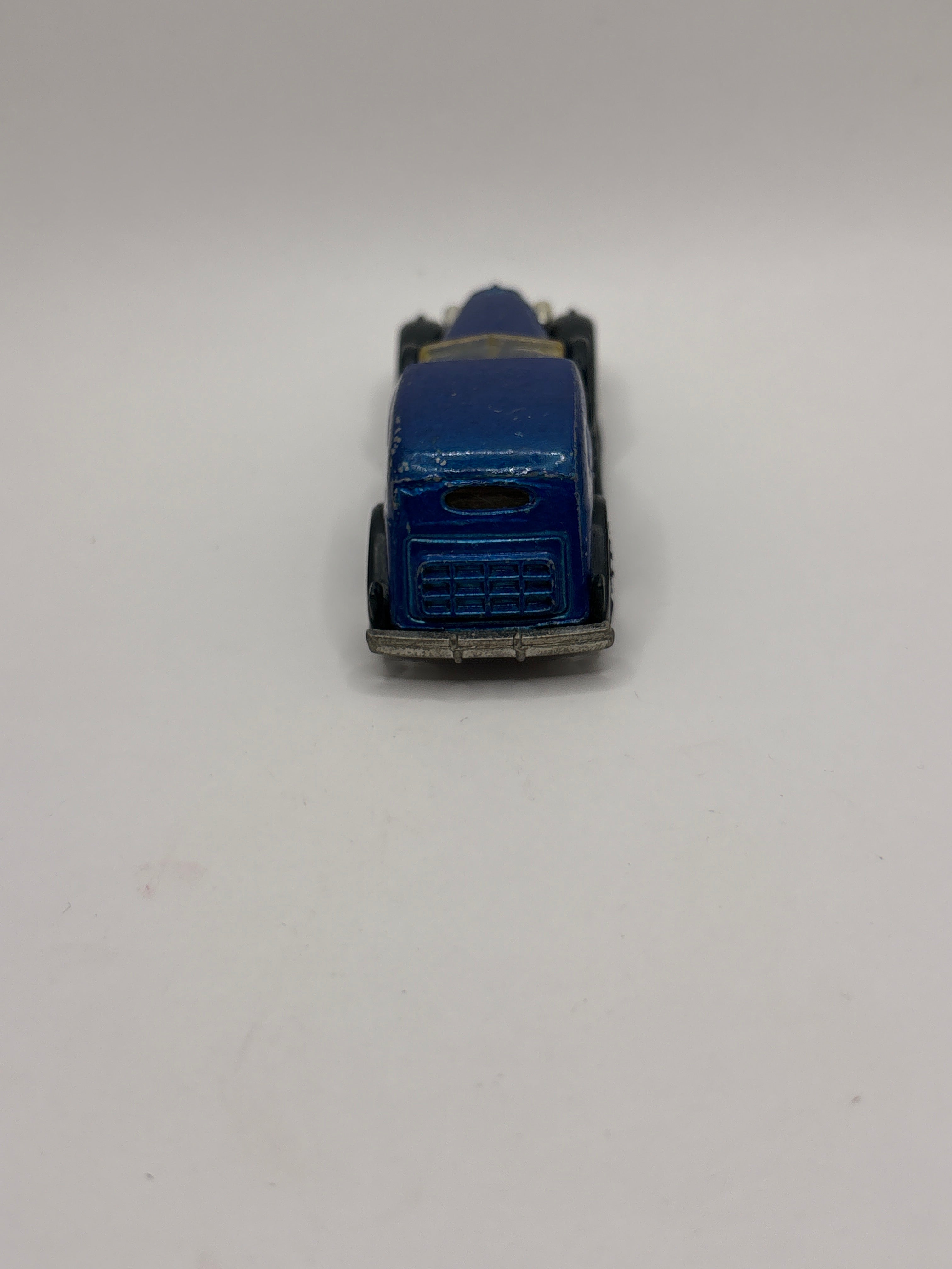 Hot Wheels 35 Classic Caddy Diecast