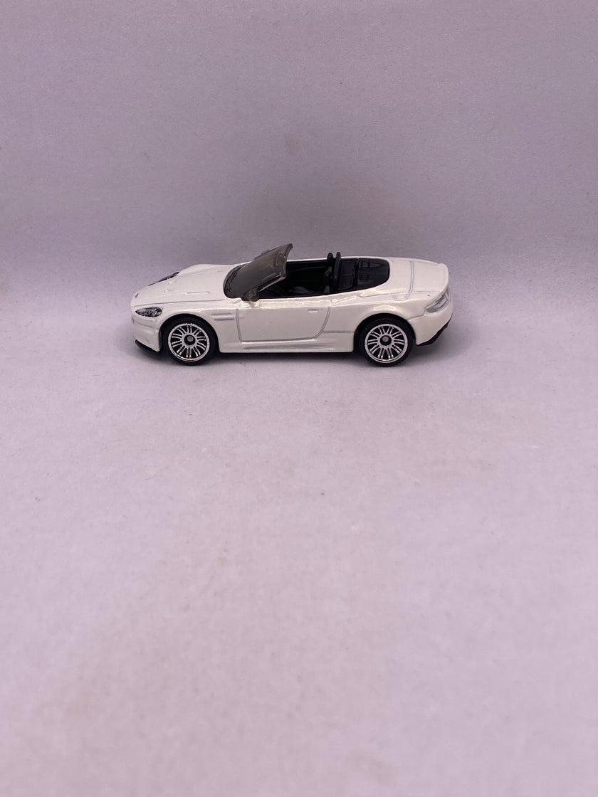 Matchbox Aston Martin DBS Volante Diecast