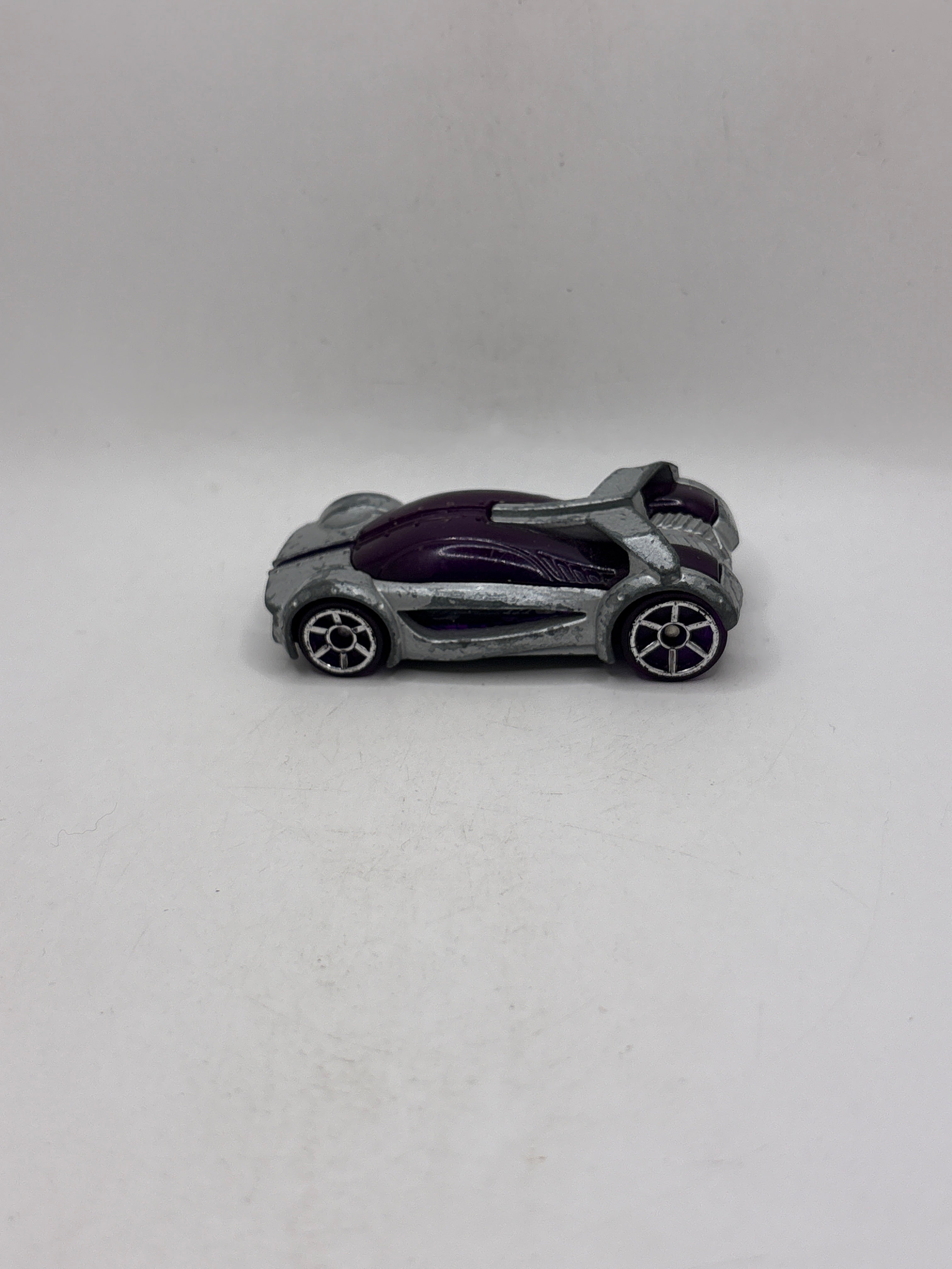 Hot Wheels Iridium Diecast purple