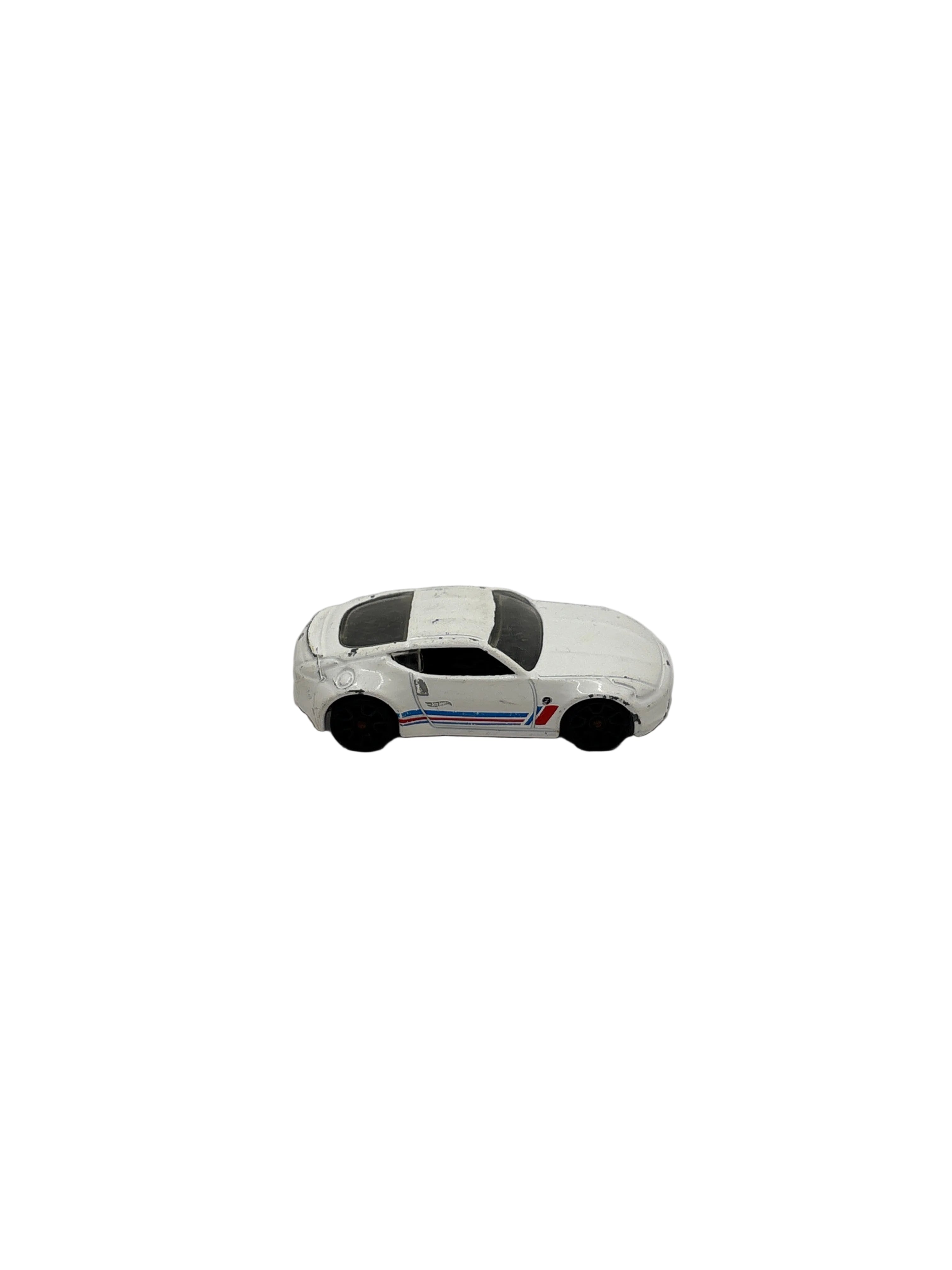 Hot Wheels Nissan 370Z Diecast white