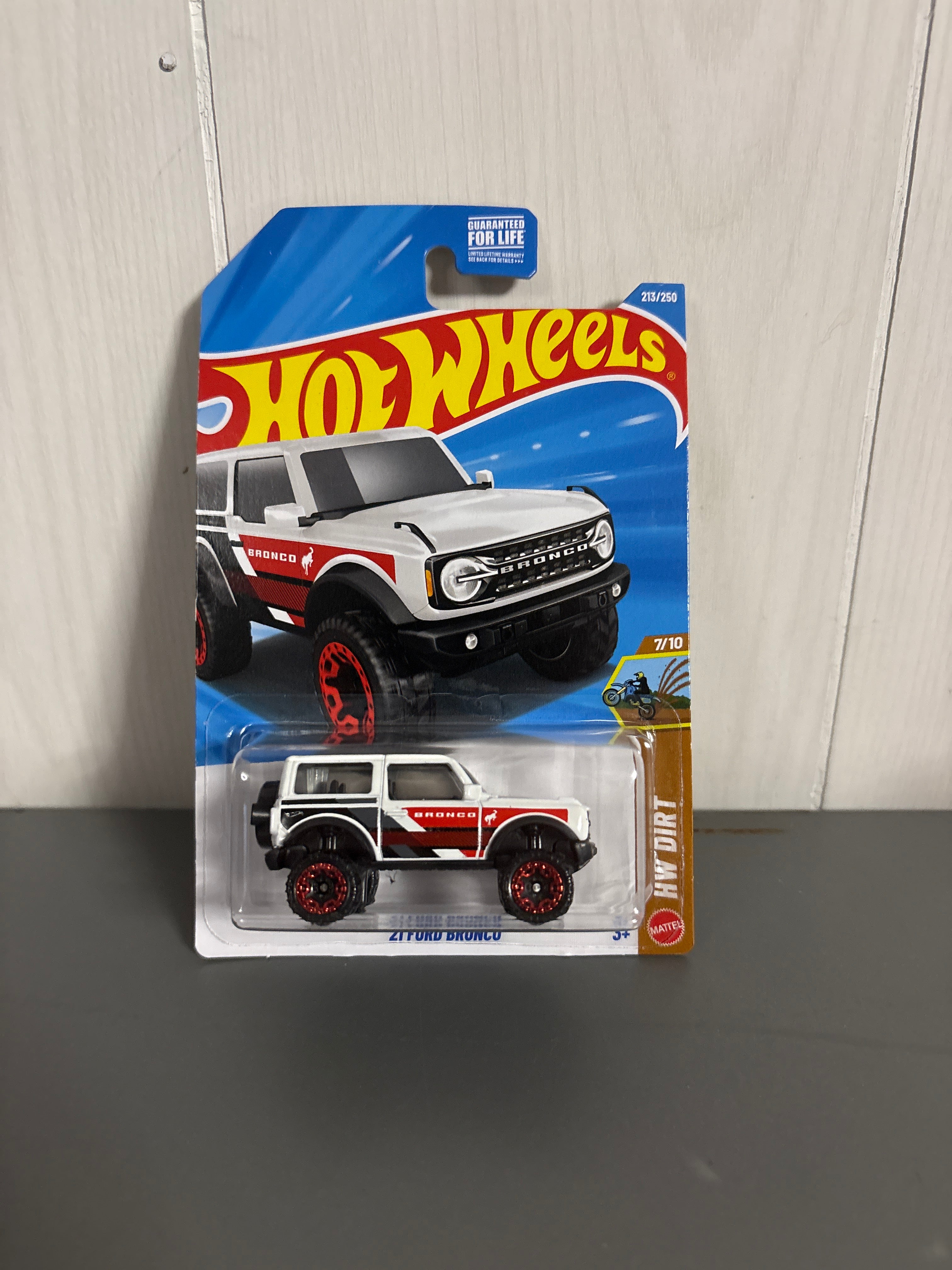 Hot Wheels 21 Ford Bronco Diecast