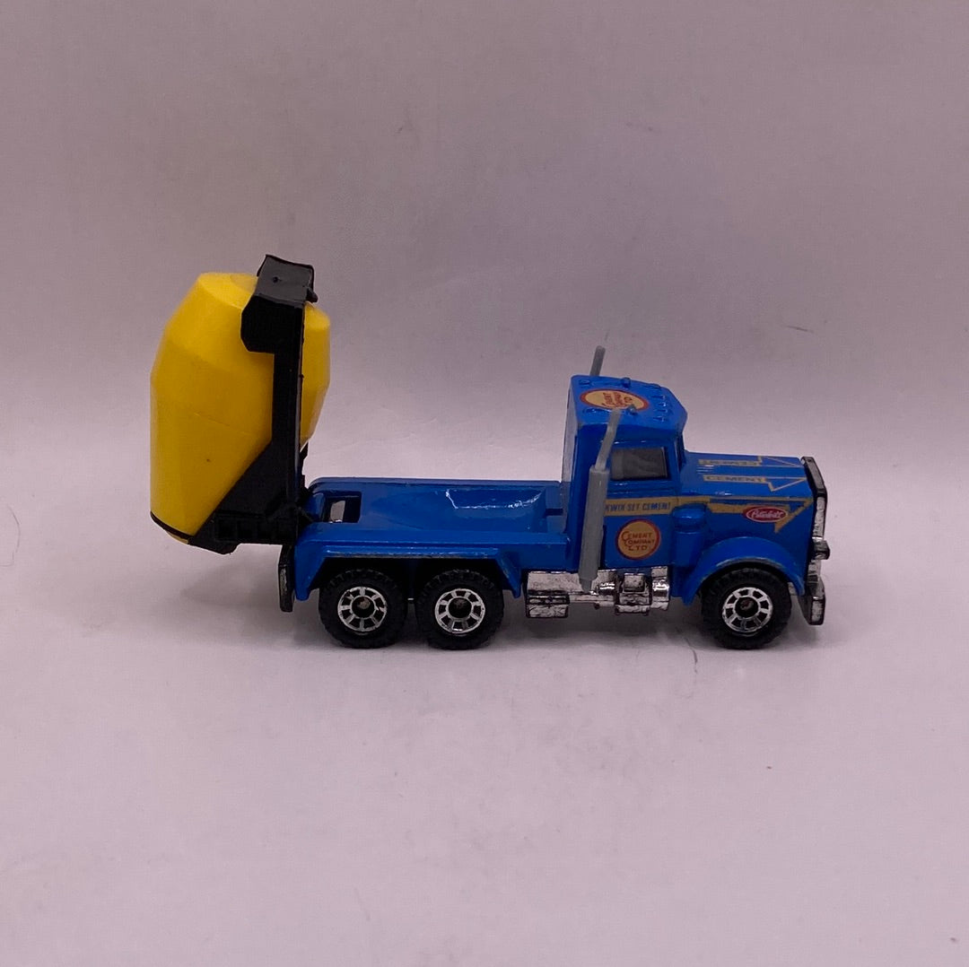 Matchbox Peterbilt Diecast