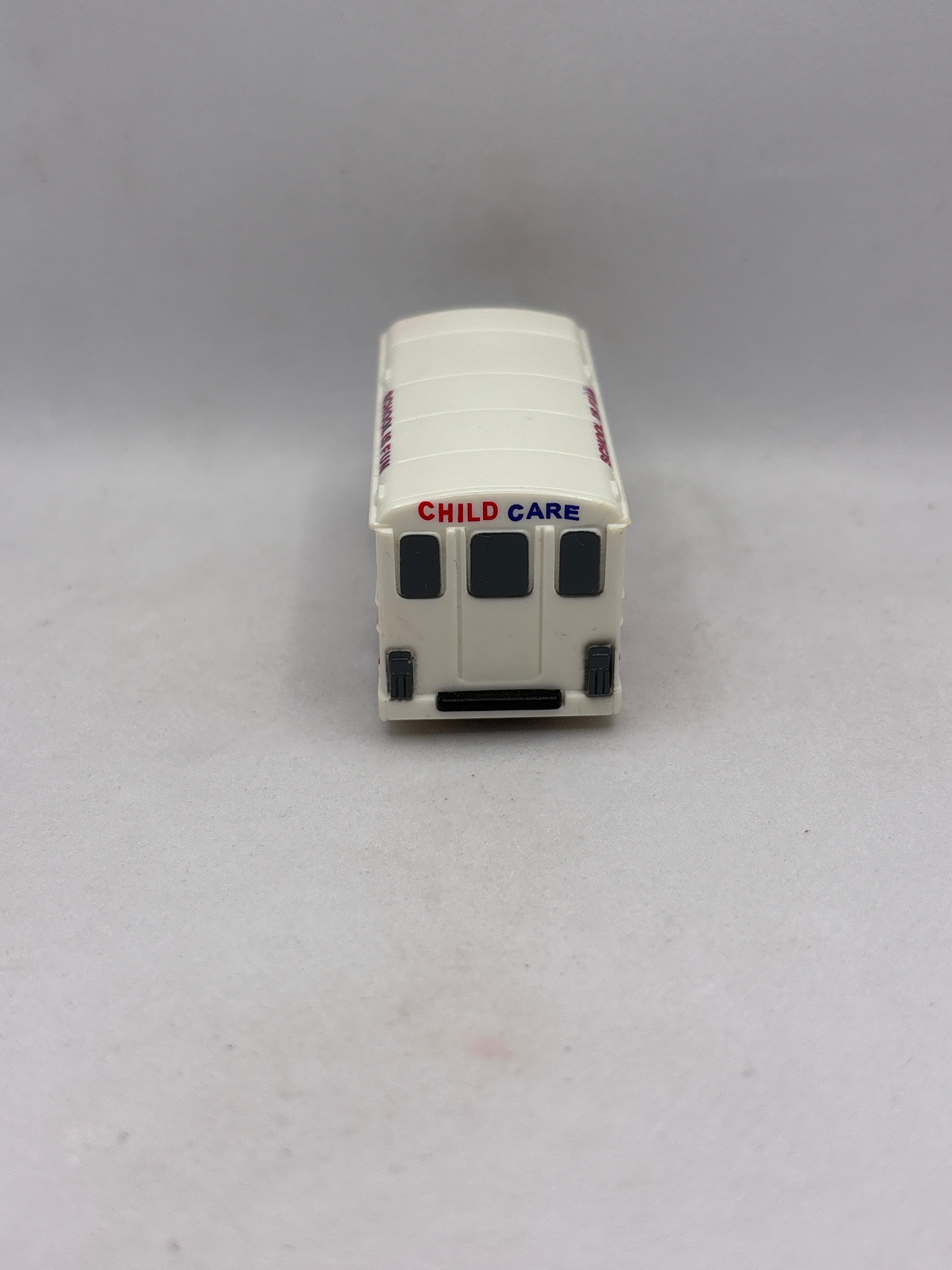 Motor Max Child Care Bus Diecast