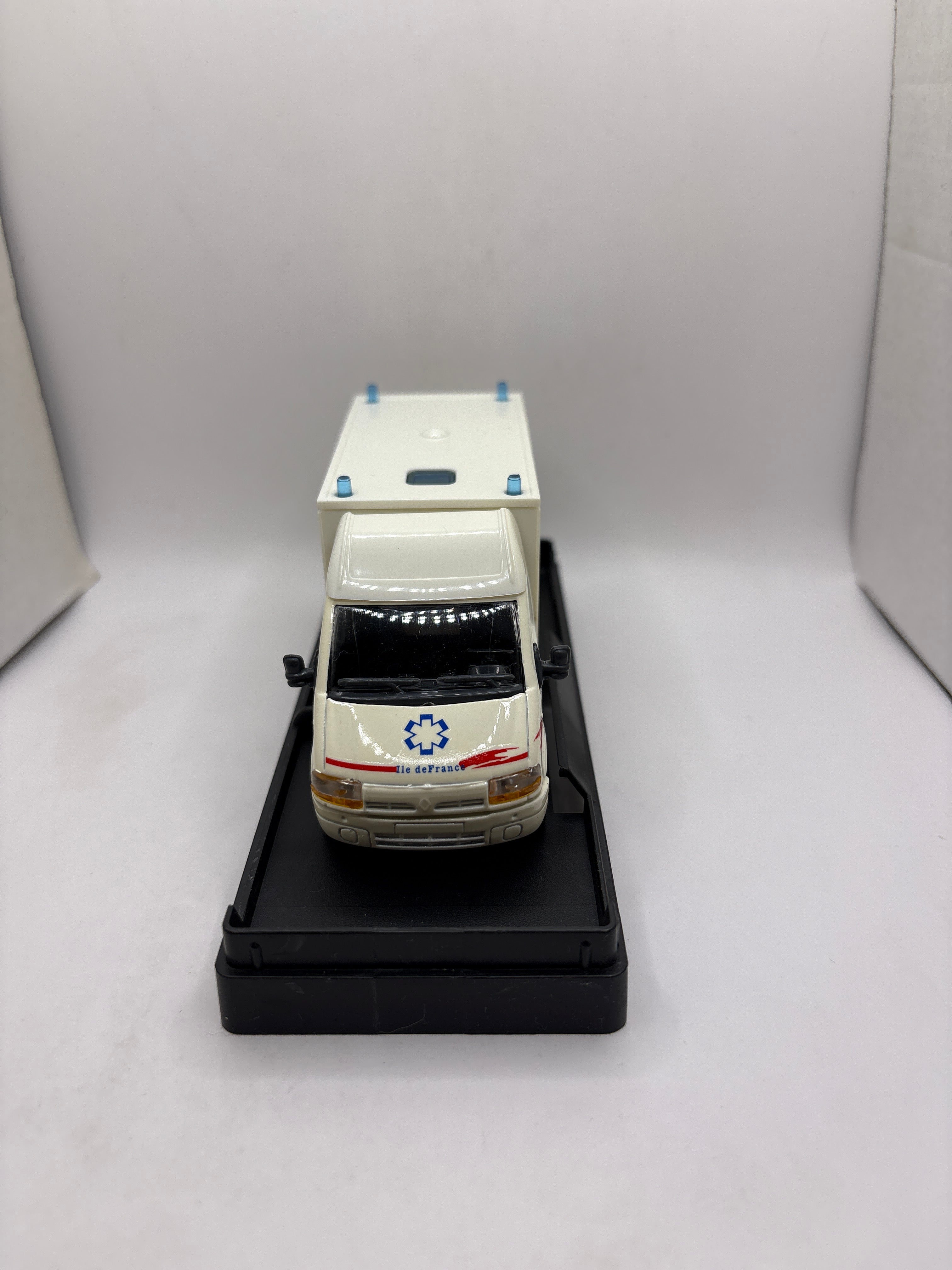 Solido Renault Master Diecast