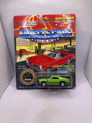 Johnny Lightning 1970 Boss 302 Diecast