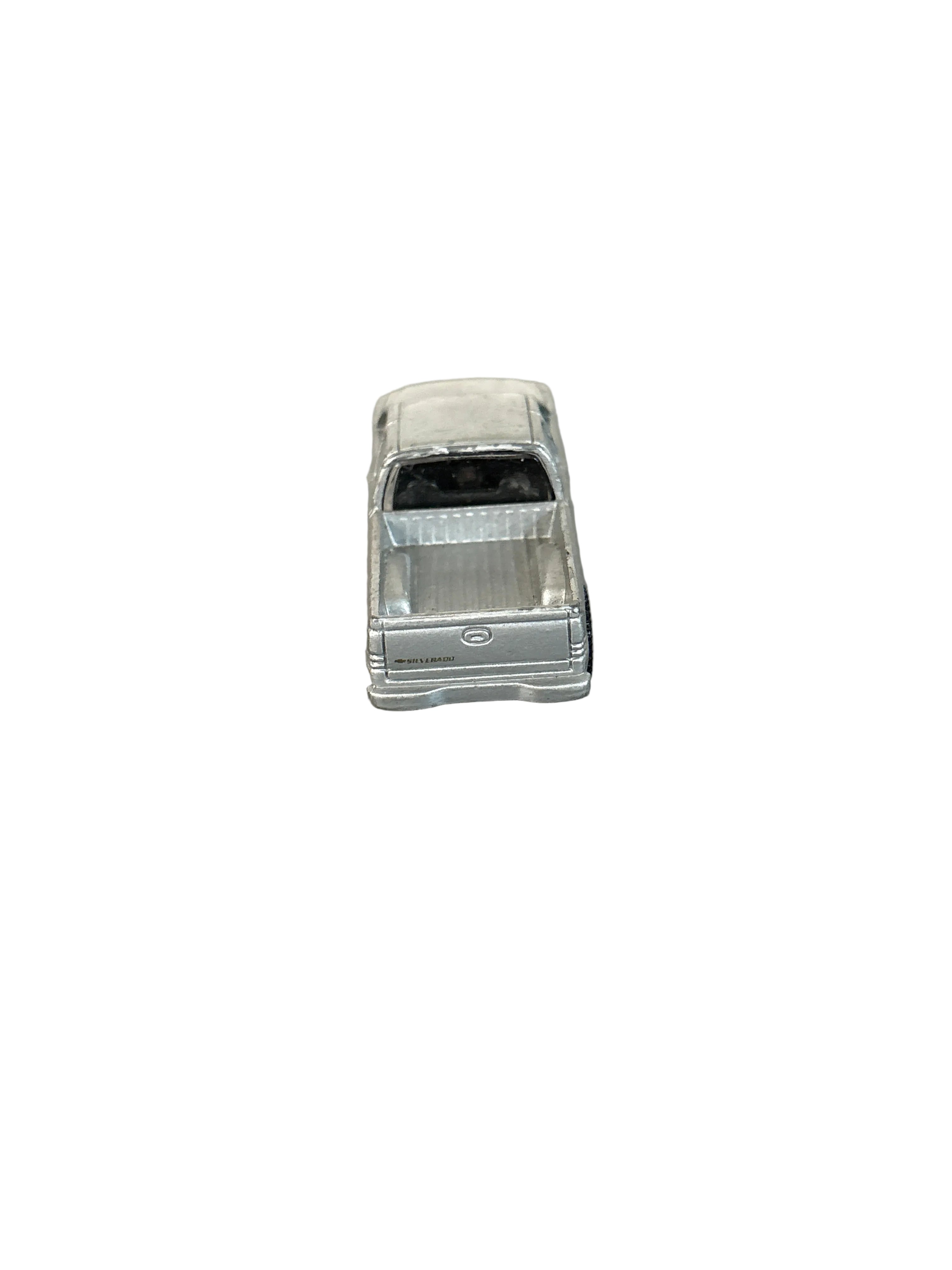 Maisto Chevy Silverado Diecast