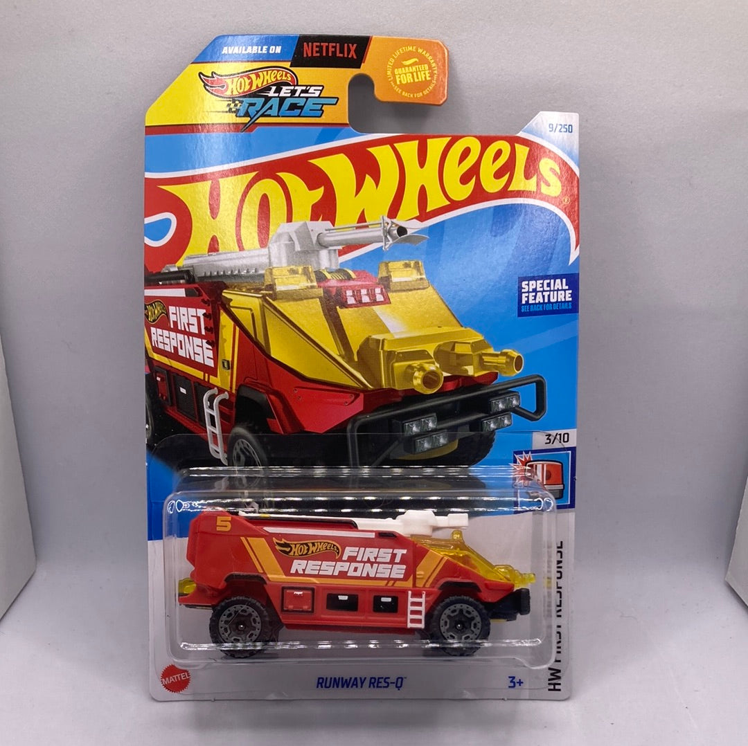 Hot Wheels Runway Res-Q Diecast