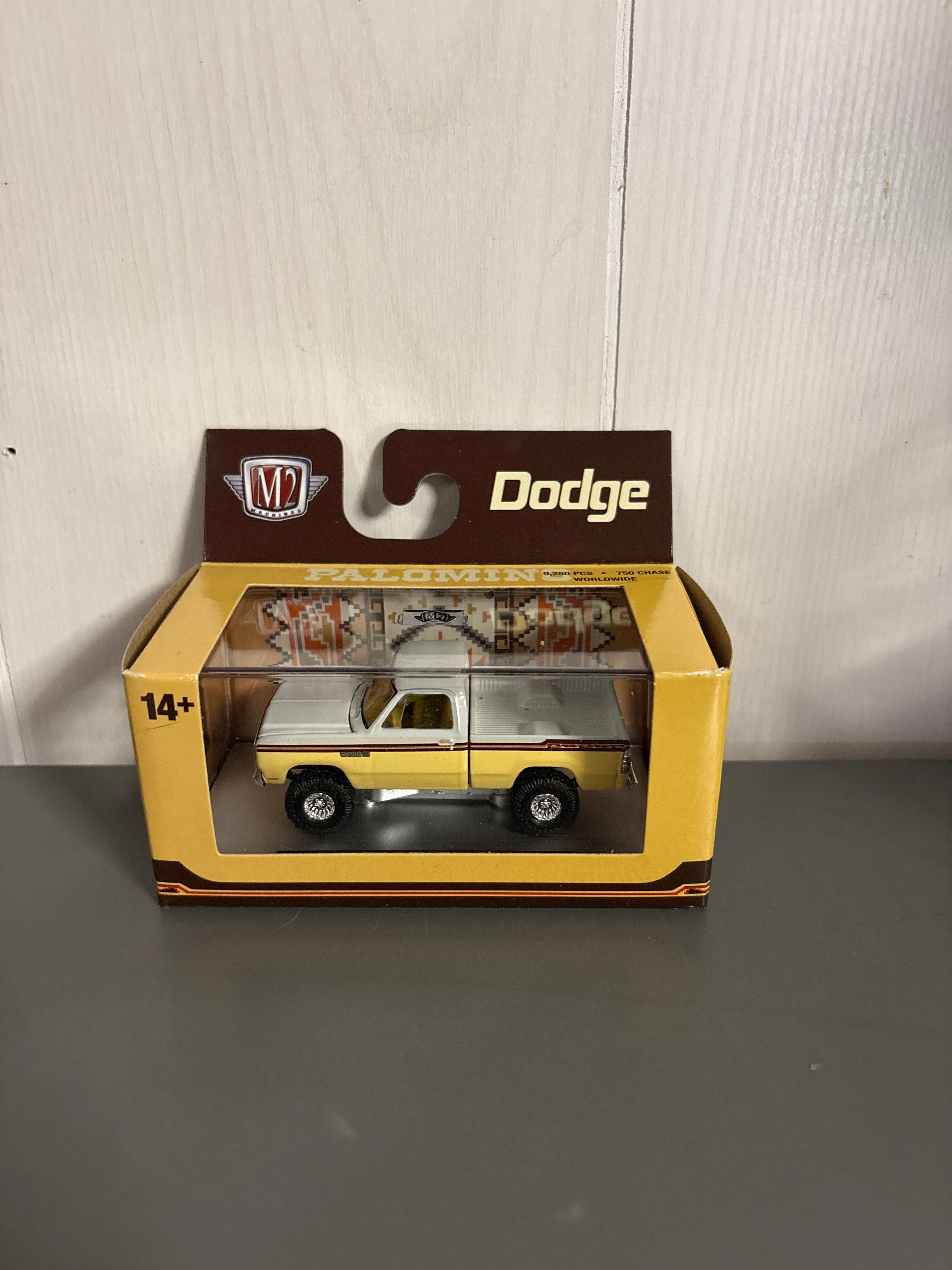 M2 1979 Dodge Adventurer 150-Palomino Diecast