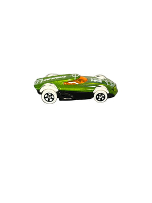 Hot Wheels BDD12 Diecast green