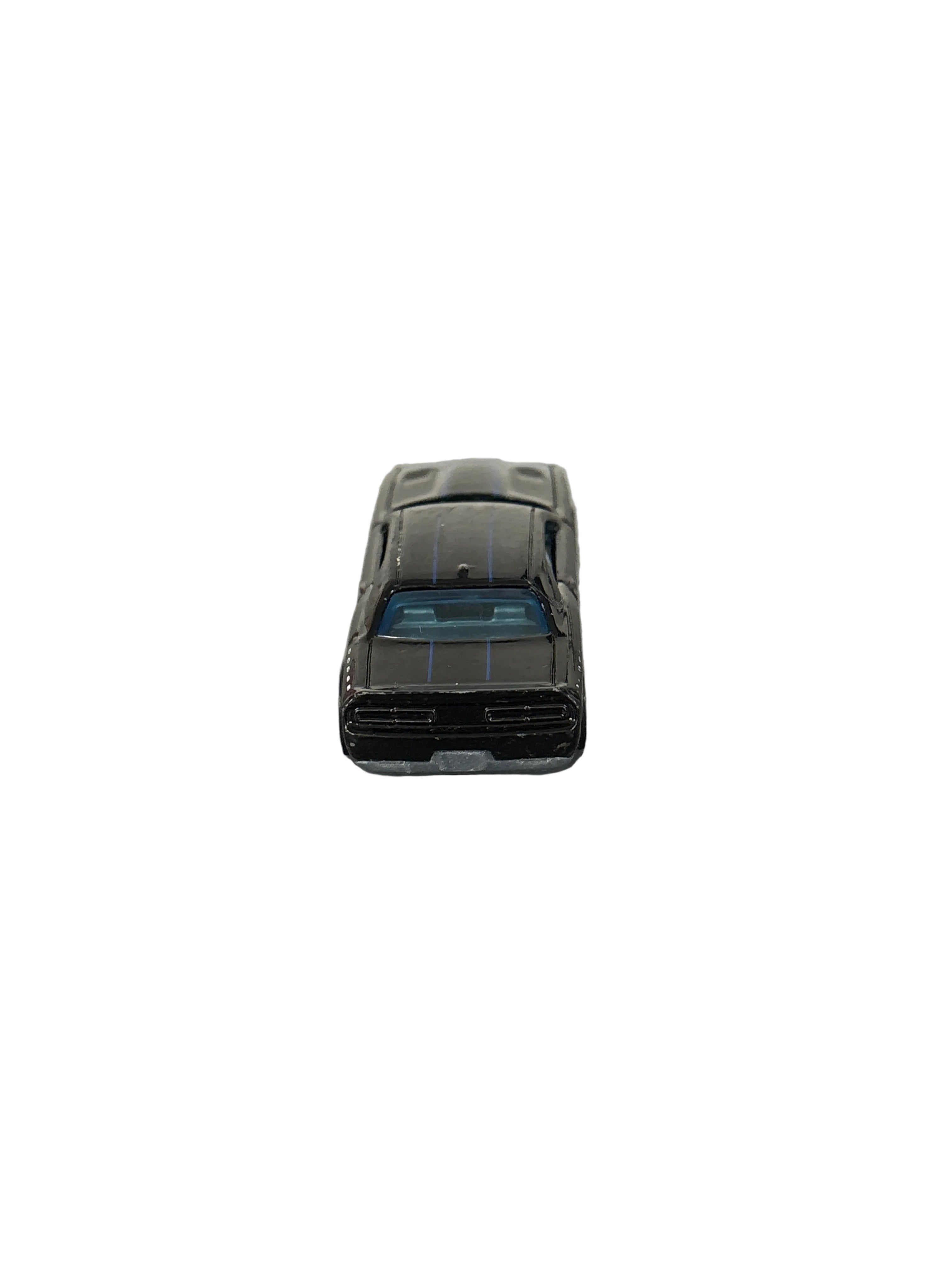 Hot Wheels 15 Dodge Challenger SRT Diecast
