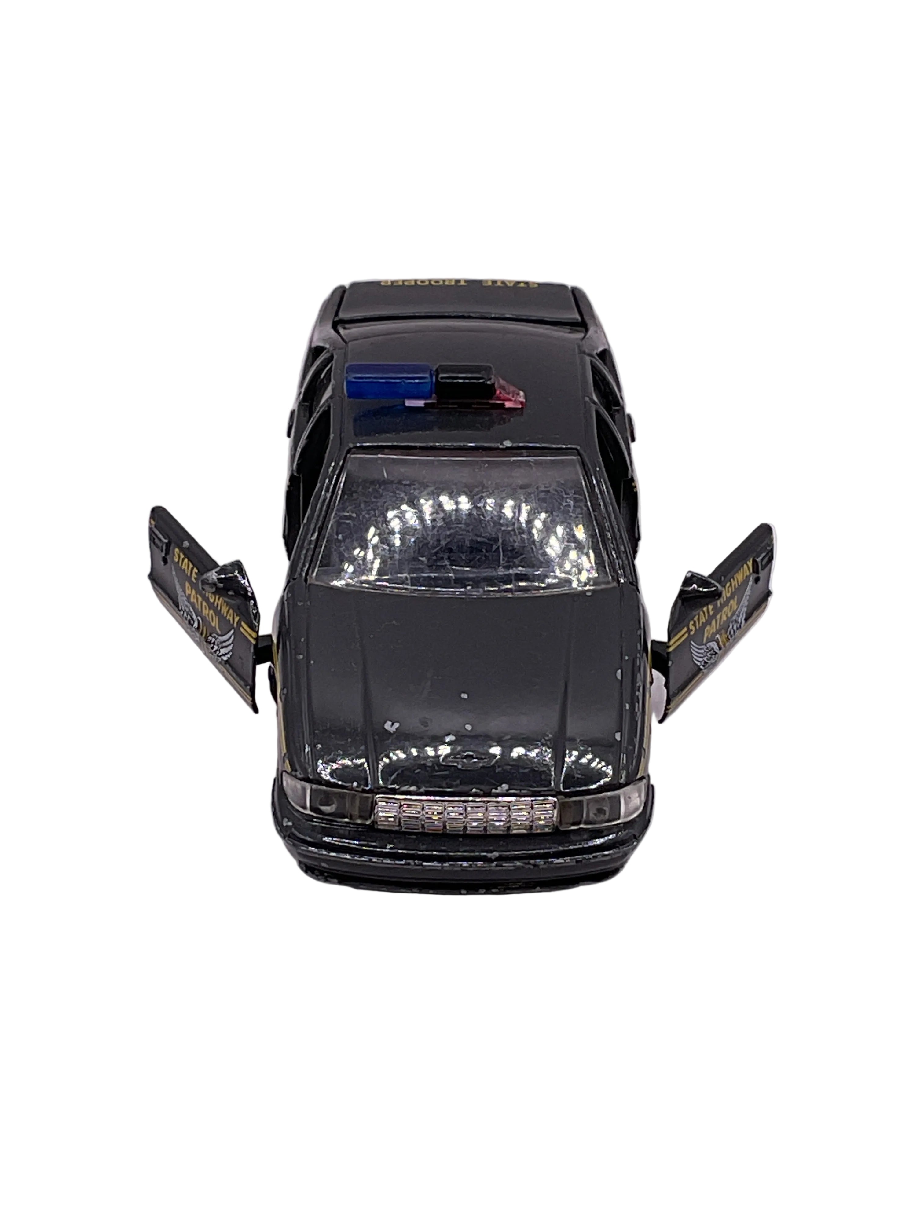 Road Champs ‘93 Chevrolet Caprice Diecast Gray