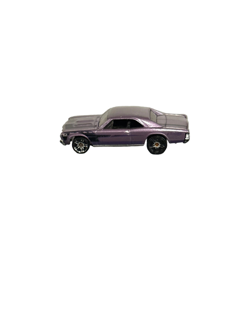 Hot Wheels 67 Chevelle SS 396 Diecast