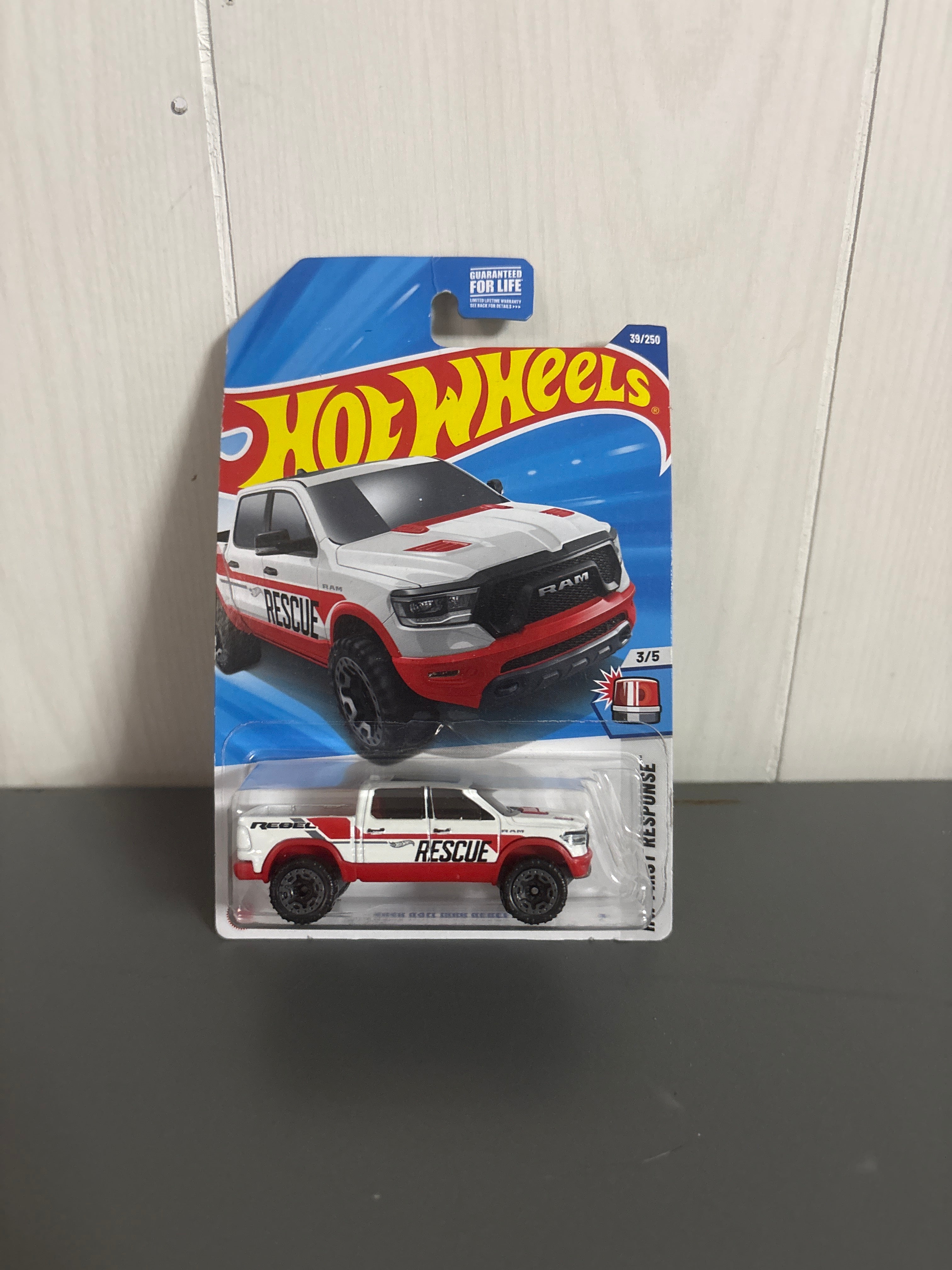 Hot Wheels 2020 Ram 1500 Rebel Diecast