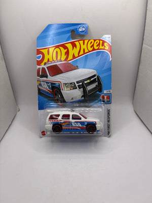 Hot Wheels 07 Chevy Tahoe Diecast white