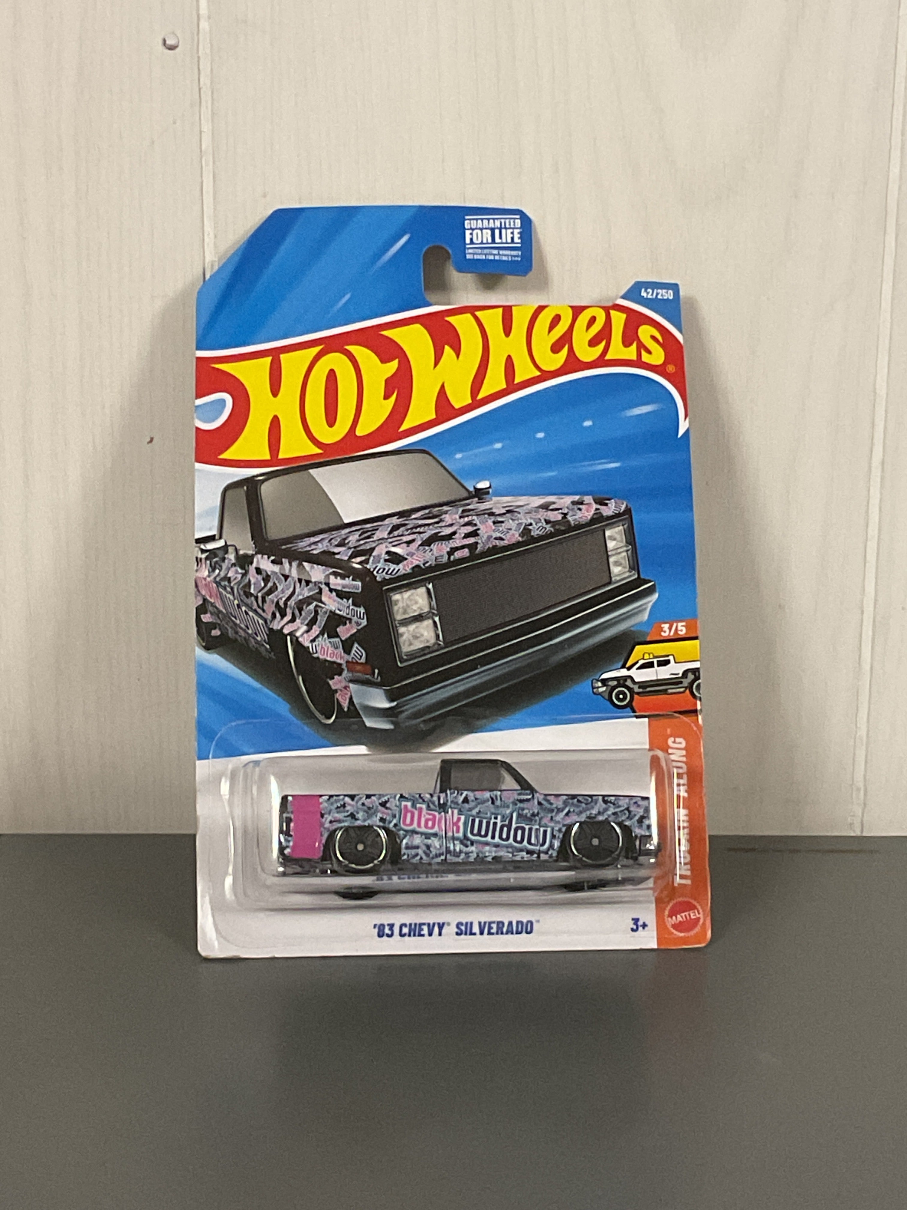 Hot Wheels ‘83 Chevy Silverado Diecast Black