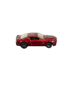 Hot Wheels 10 Ford Shelby GT500 Super Snake Diecast red