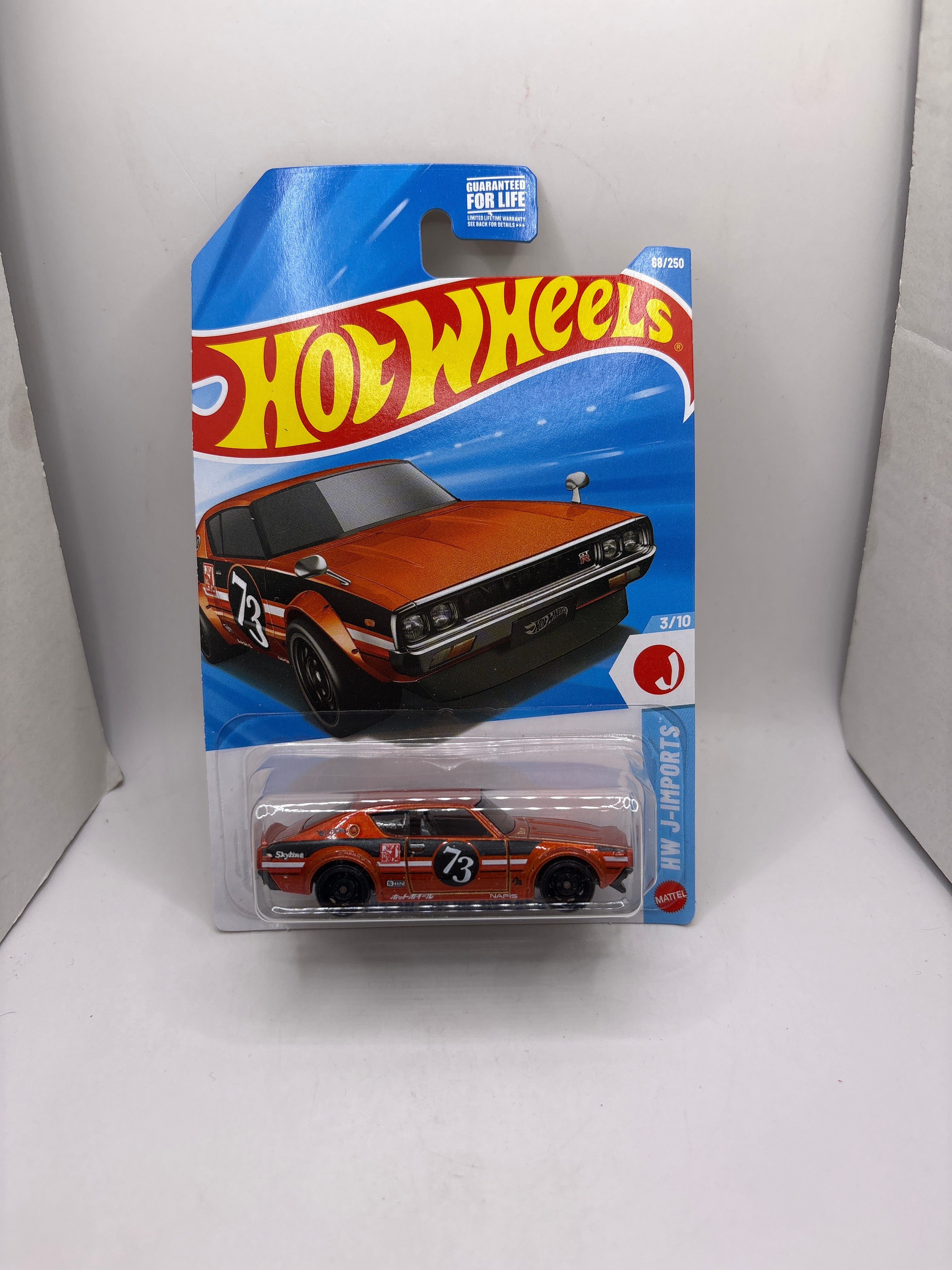 Hot Wheels Nissan Skyline 2000 GT-R Diecast orange