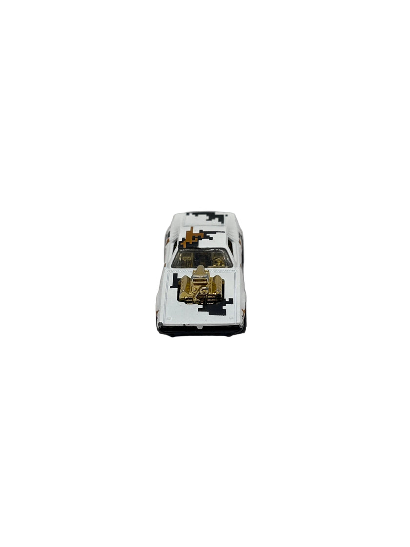 Hot Wheels Rodger Dodger Diecast white