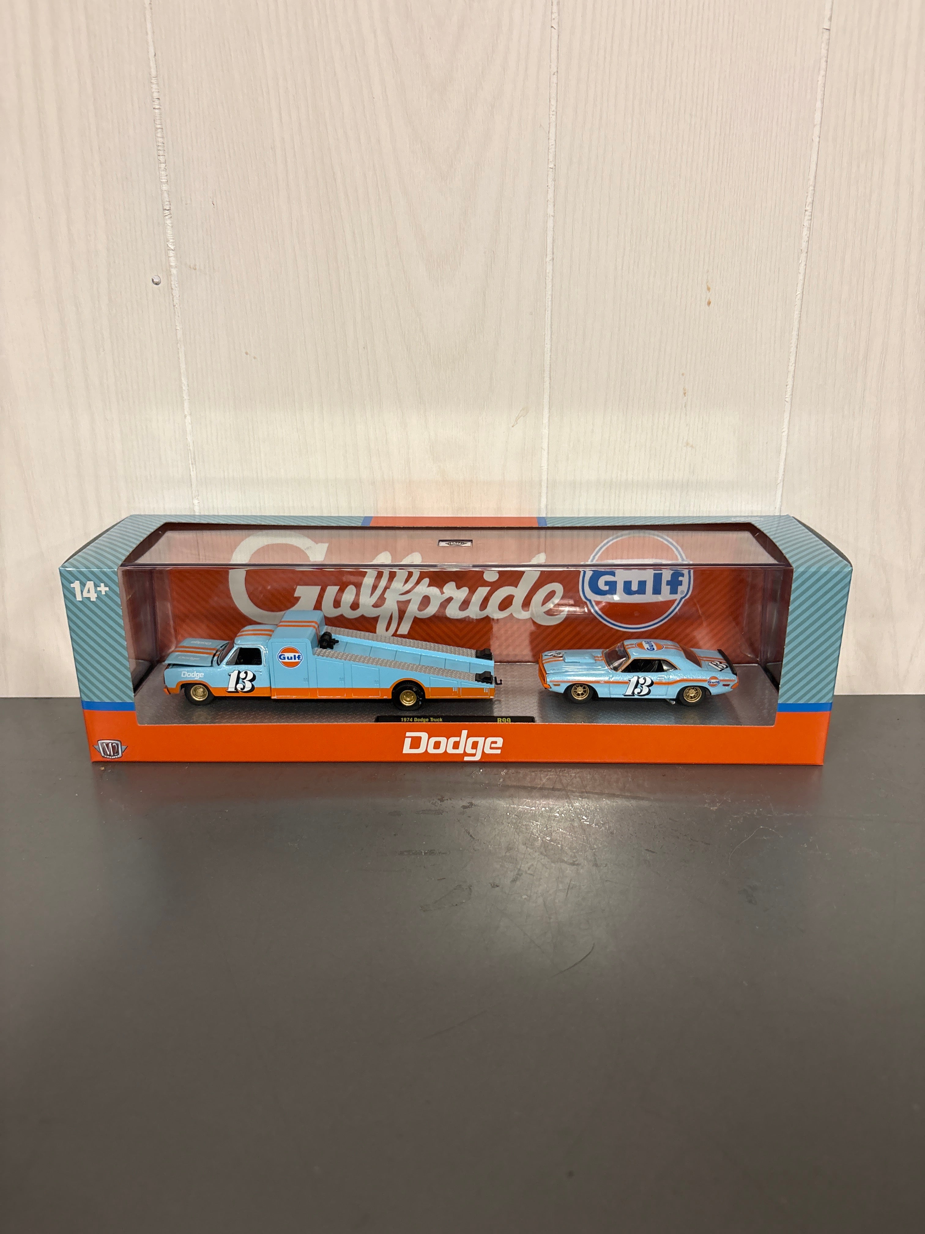 M2 1974 Dodge Truck & 1970 Dodge Challenger T/A Diecast blue