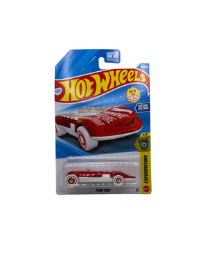 Hot Wheels Twin Tags Diecast red