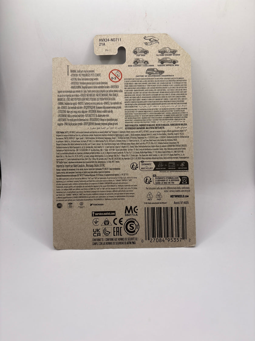 Hot Wheels Custom 69 Volkswagen Squareback Diecast