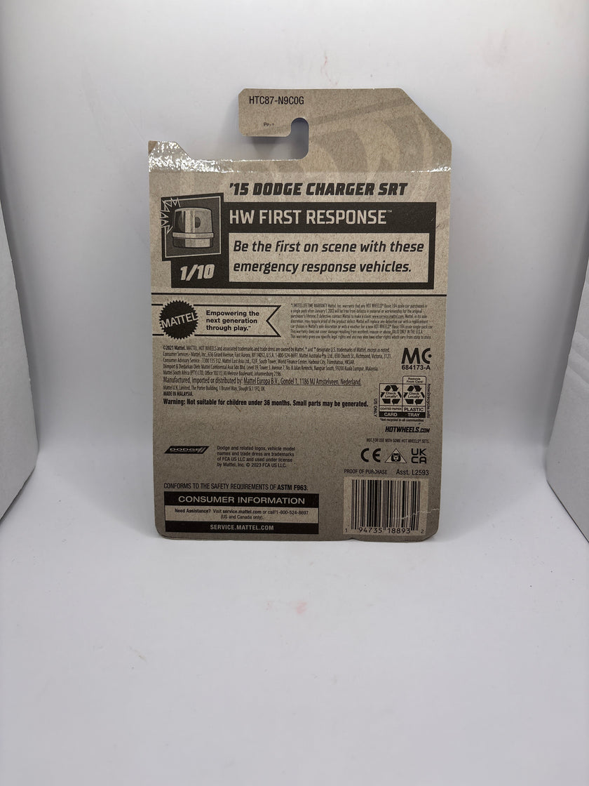 Hot Wheels 15 Dodge Charger SRT Diecast