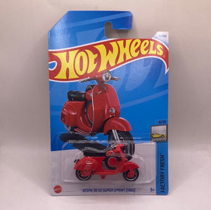 Hot Wheels Vespa 90 SS Super Sprint (1966) Diecast