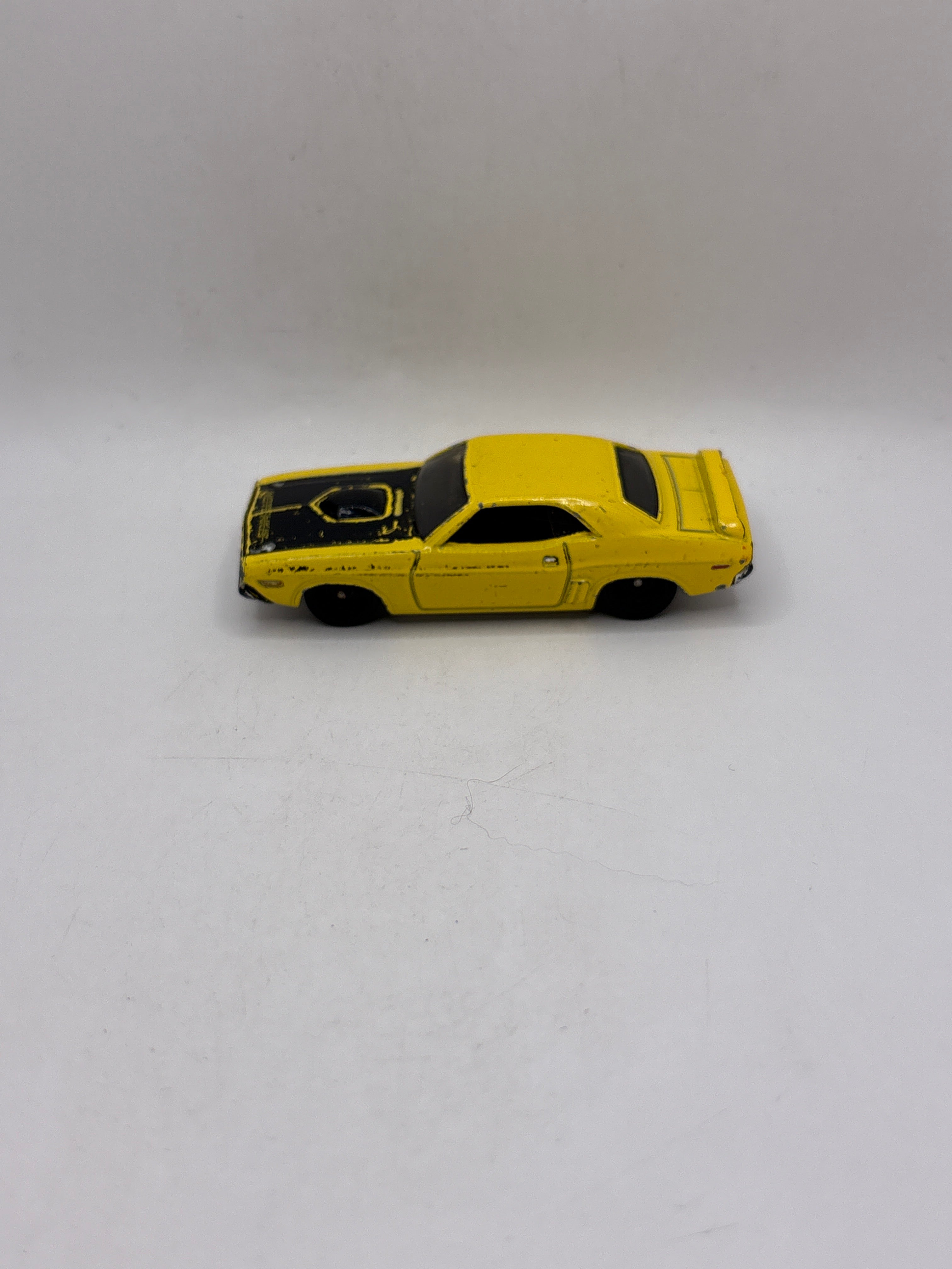 Hot Wheels 71 Dodge Challenger Diecast yellow